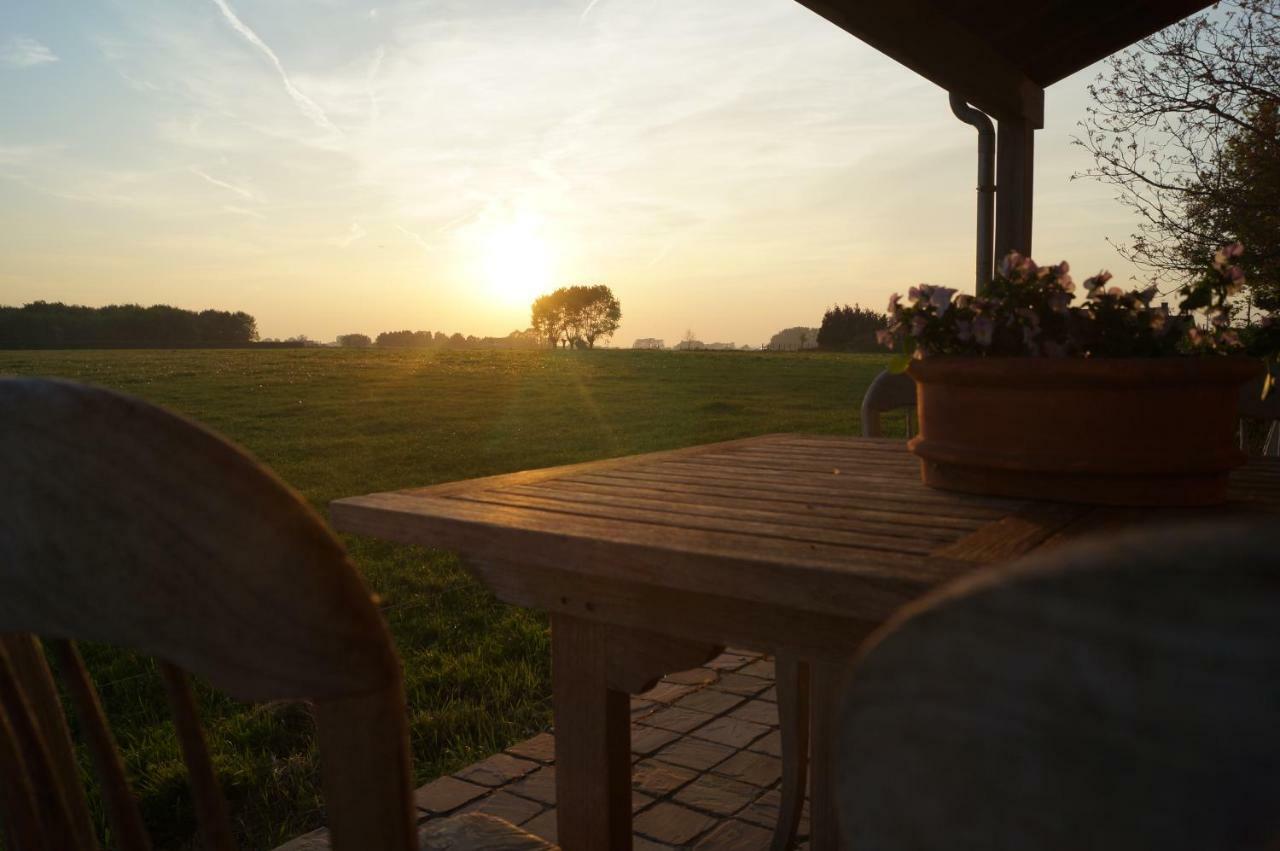 'T Ligt Ter Velde, Oase Van Rust, Sauna, Directie Brugge Villa Lichtervelde Exterior foto