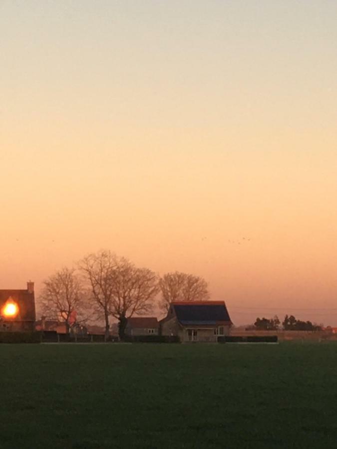 'T Ligt Ter Velde, Oase Van Rust, Sauna, Directie Brugge Villa Lichtervelde Exterior foto